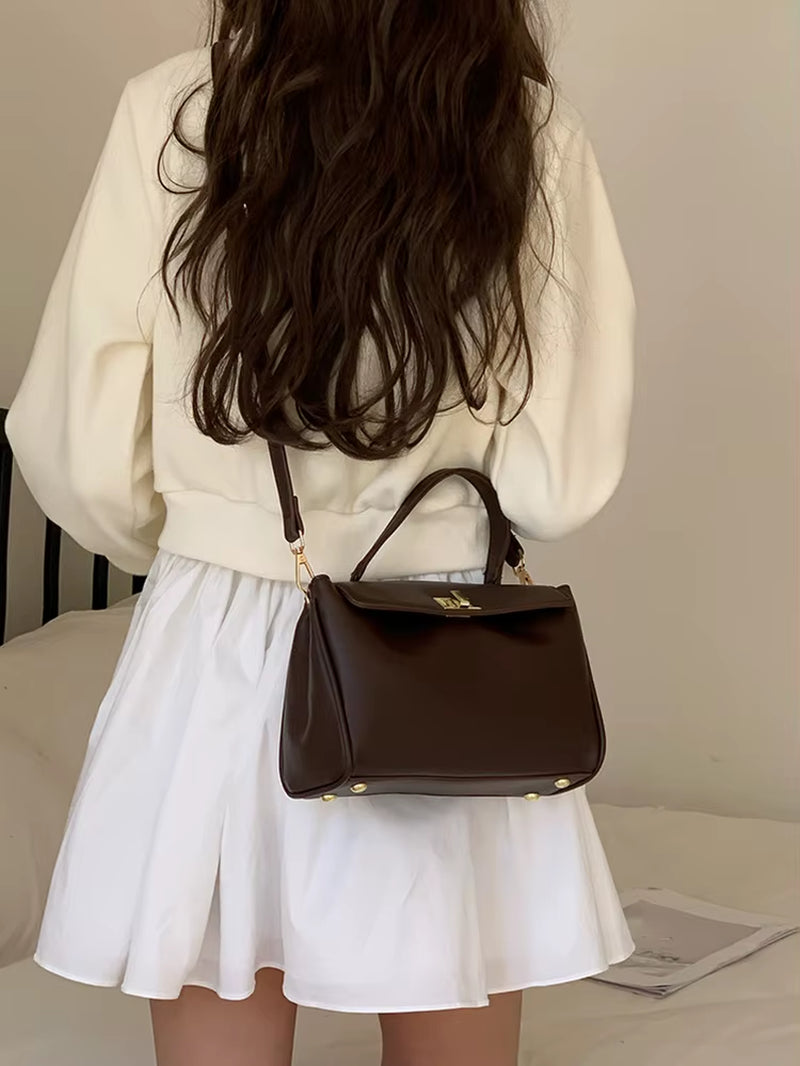 autumn winter handbag | women’s crossbody bag | Mauvia handbag | luxury shoulder bag | seasonal fashion bag | elegant crossbody purse | designer women bag | trendy winter bag | stylish handbag for women 