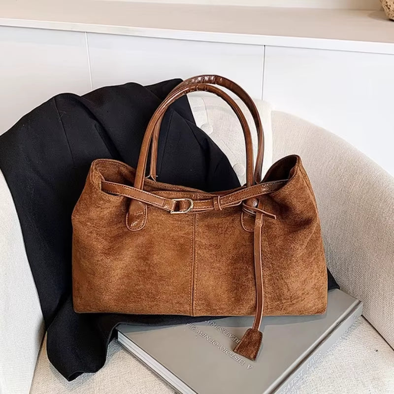 Mauvia Suede Bag | Underarm Tote Bag | Suede Shoulder Bag | Women’s Tote | Elegant Handbag | Fashion Accessory | Soft Suede Purse | Trendy Tote | Chic Shoulder Bag | Casual Tote Bag | Everyday Handbag | 